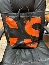 Borsa Freitag bob