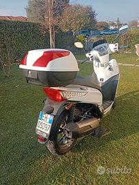 Kymco people 300gti