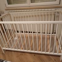lettino bianco Ikea 