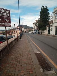 Pozzuoli Via Solfatara Rif. 240V