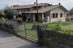 Porzione di Bifamiliare