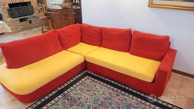 divano ad angolo  