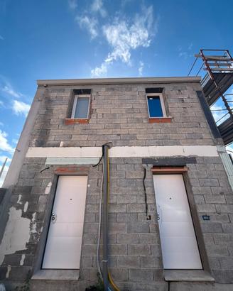 Nuova costruzione con cortile
