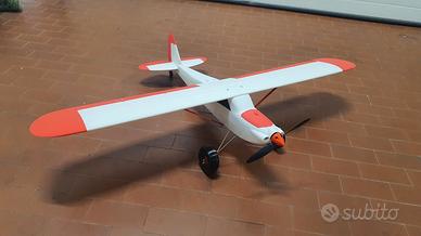 AEREO RADIOCOMANDATO 