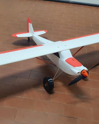 AEREO RADIOCOMANDATO 