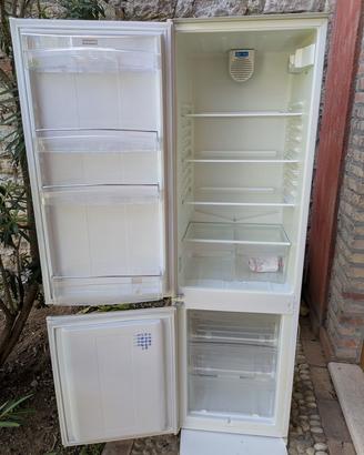 Frigorifero e Freezer 286L con mobile da incasso