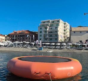 Gonfiabile acquatico per stabilimento balneare