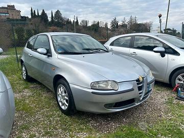 Alfa Romeo 147 1.6i 16V T.S. (105 CV) cat 5p. Dist