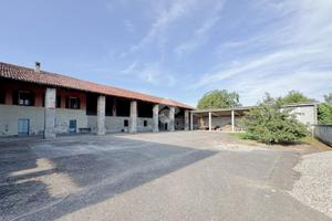 CAPANNONE A ALFIANELLO