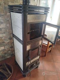 Stufa a legna Castelmonte con forno