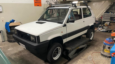 Panda 4×4