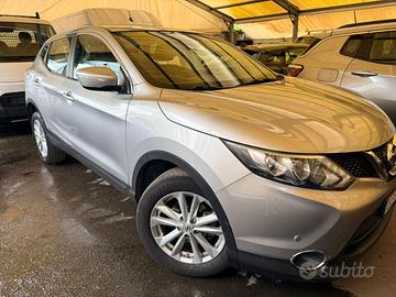 NISSAN QASHQAI 1.6 DCI 4X4 2015