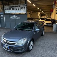 Opel Astra 1.4 16V Twinport 5 porte Enjoy