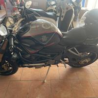 MV Agusta Brutale 989R