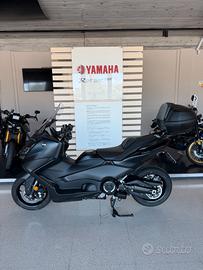 Yamaha T Max 560