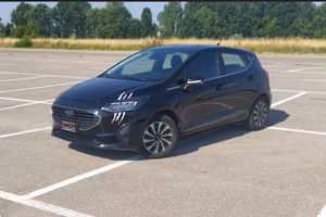 Ford Fiesta Titanium 1.1 75 cv GPL #11526