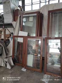 Finestra in legno mogano stato ottimale