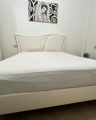 Letto matrimoniale