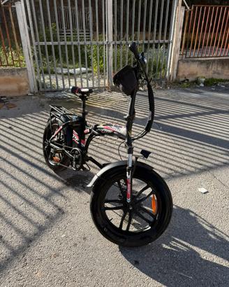 Bici elettrica Reset 250 w