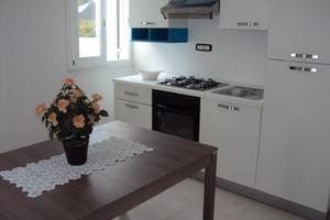 100mt dal mare LOW-COAST GIUGNO LUGLIO AGOSTO X4