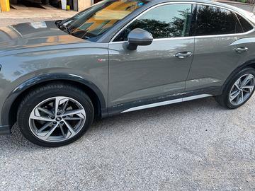 Audi q3 sportback 35 tfsi mild- hybrid S line