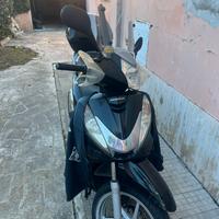 Scooter SH 300