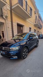 Volkswagen Tiguan 2.0 tdi R-Line 