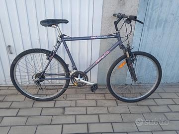 MTB ruote del 26 funziona bene  vista e piaciuta 