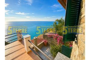 Rustico / Casale di 70 m² con 3 locali a La Spezia