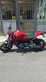 ducati Monster 821