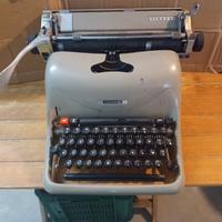 Macchina da scrivere 