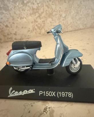 Modellino Vespa P150X (1978)