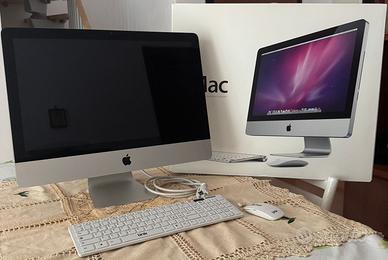 iMac 21,5"Apple Intel Core i3 con mouse e tastiera