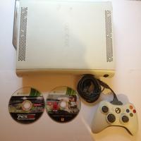 Xbox 360 Slim con 2 Giochi e Accessori - Completa