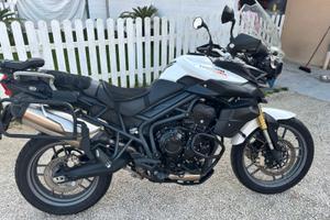 Triunph tiger 800 abs