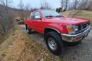 Toyota Hilux SR5  V6