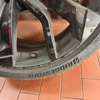 Cerchi audi con pneumatici invernali Bridgestone