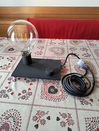 Lampada da terra regolabile 