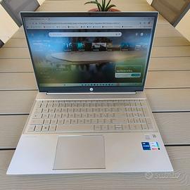 NOTEBOOK HP 15,6" Intel Core i7 16 GB SSD 1 TB W11