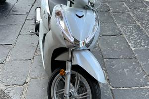 Honda SH 300 - 2016