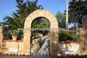 Villa con ampio terreno