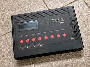 Korg Concerto SQD-8 Home Regitratore MIDI vintage