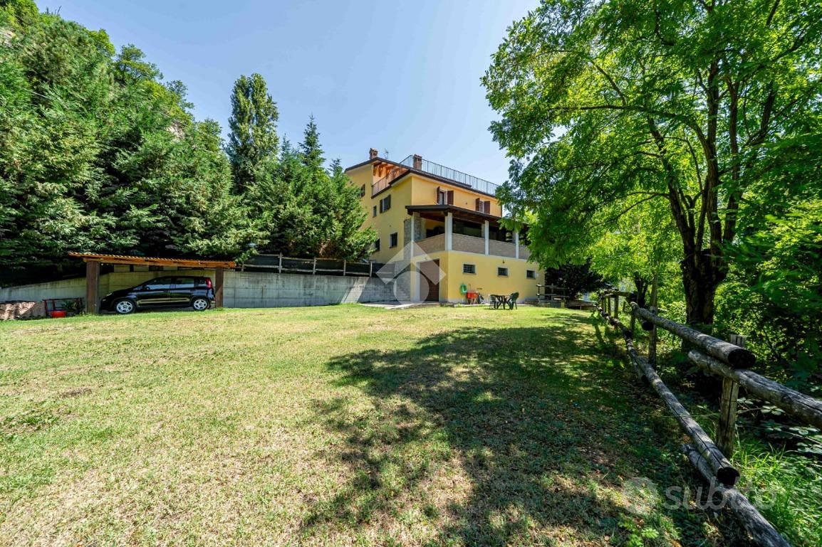 Casa – Castelnovo ne' Monti, Costarella, Campolungo - Altro