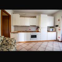 Cucina completa di elettrodomestici