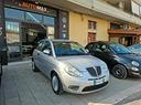 lancia-ypsilon-1-2-60cv-oro-2010