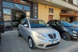 Lancia Ypsilon 1.2 60cv Oro 2010