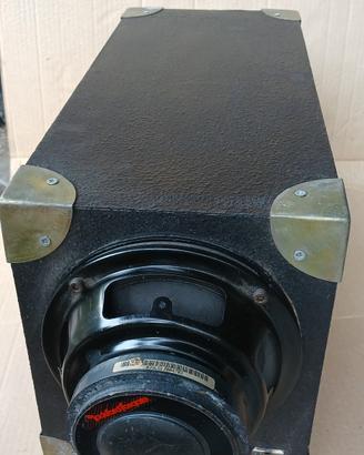 Subwoofer auto