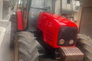 Massey fercusson Dyna-4