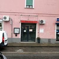 Fondo commerciale in Cecina centro