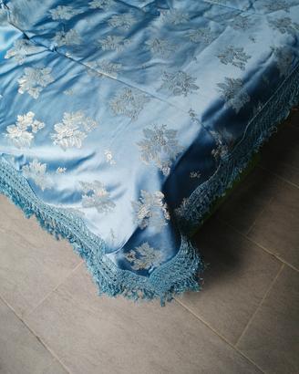 copriletto in raso vintage